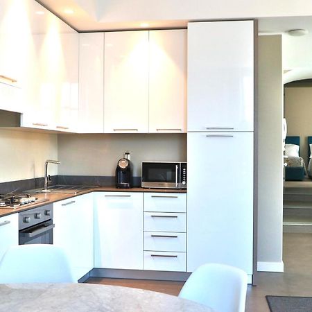 Liszt Tower By Klabhouse Apartment Беладжо Екстериор снимка